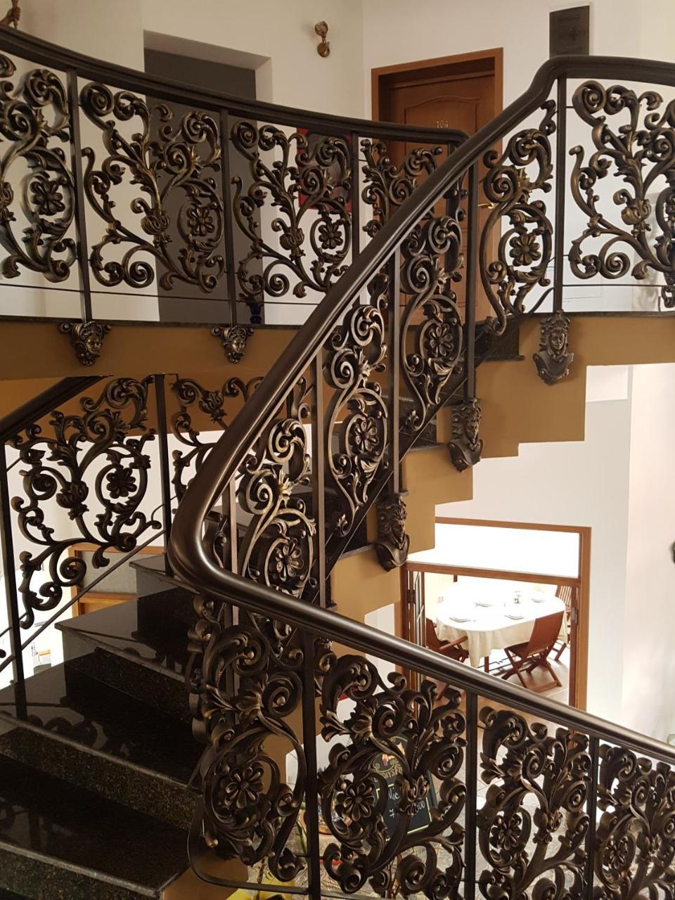 Liz Residence ปีเตช ภายนอก รูปภาพ