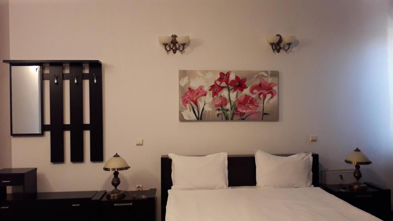 Liz Residence ปีเตช ภายนอก รูปภาพ