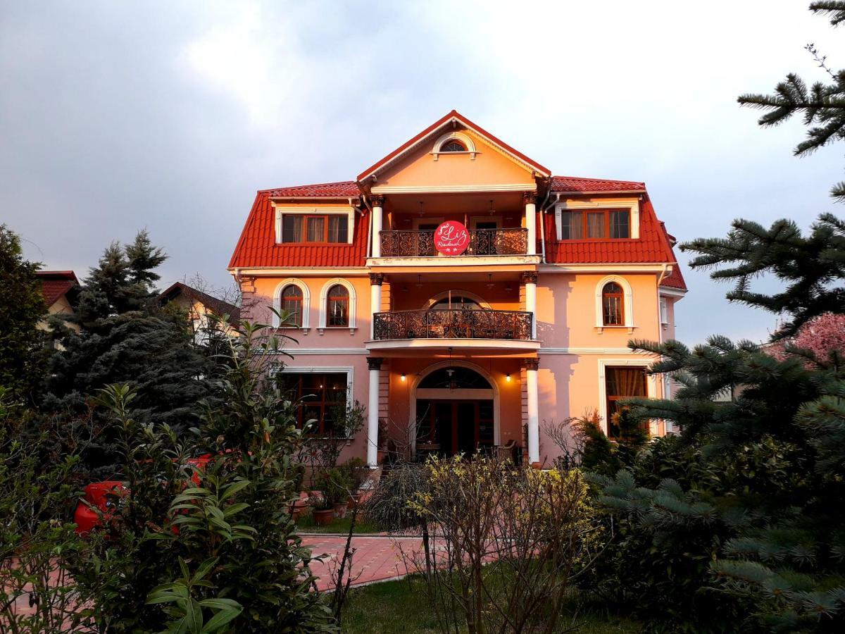 Liz Residence ปีเตช ภายนอก รูปภาพ